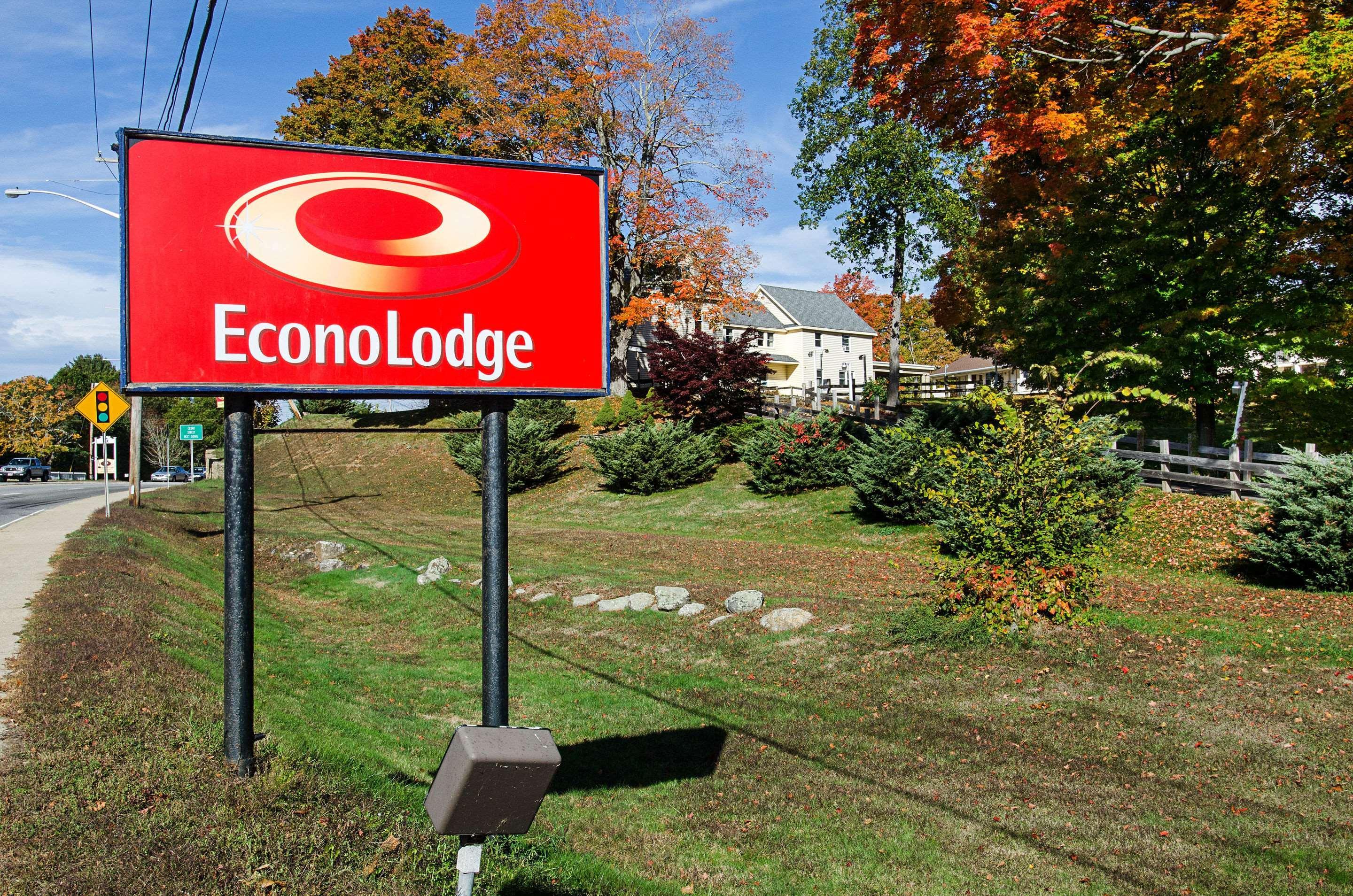 Econo Lodge Sturbridge Route 20 Екстериор снимка