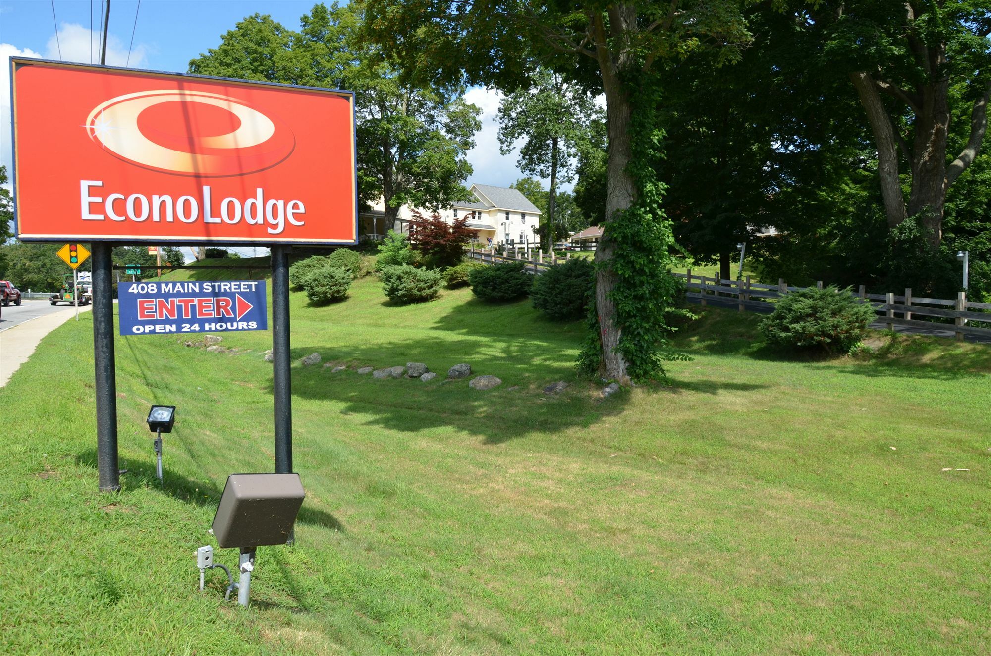 Econo Lodge Sturbridge Route 20 Екстериор снимка